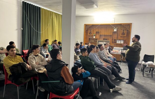 جلسات آشنایی با نوشتن کتاب و مقاله